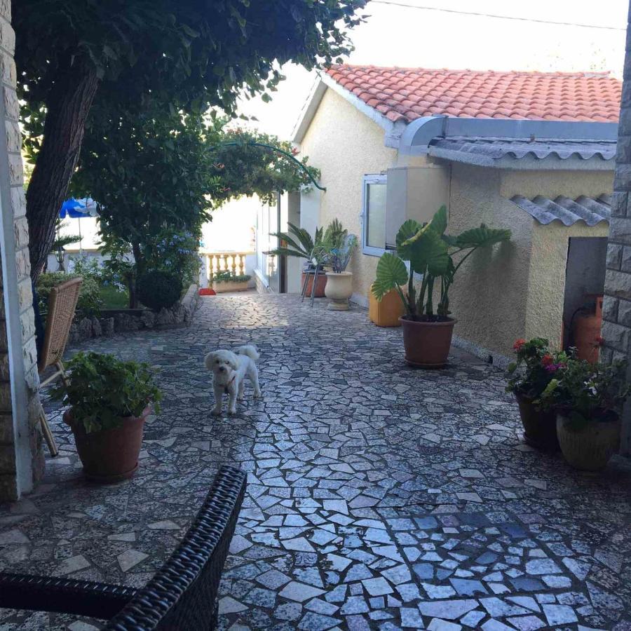 Meduza B&B Barbat na Rabu Kültér fotó