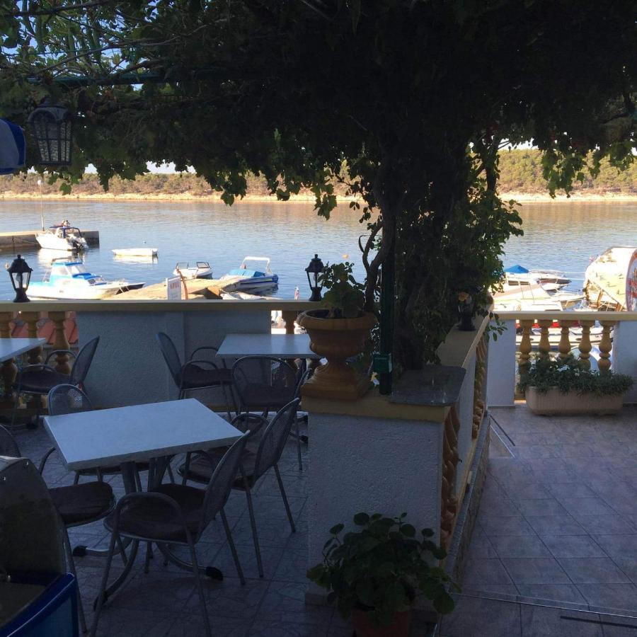 Meduza B&B Barbat na Rabu Kültér fotó