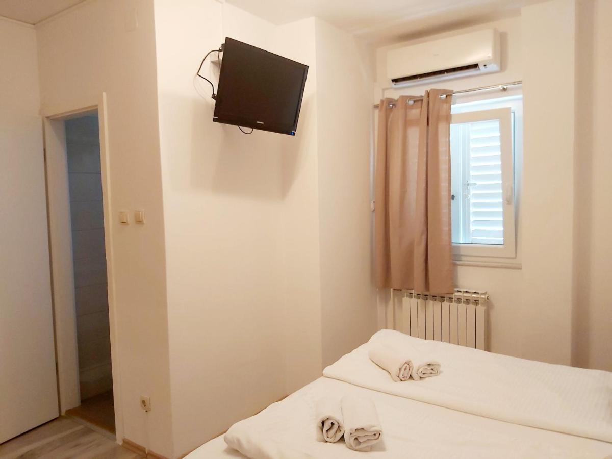 Meduza B&B Barbat na Rabu Kültér fotó